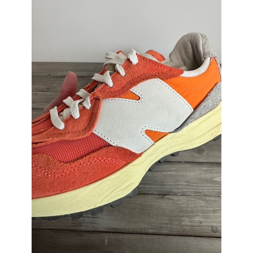 New Balance 327 Orange White Suede Sneakers U327WRC Mens 9 Womens 10.5 - Picture 9 of 15